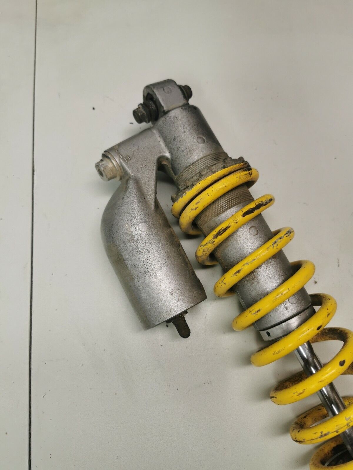 Suzuki RM125 1991 rear shock absorber suspension damper cushion