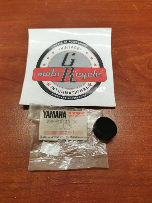 NOS Yamaha XVZ12 XVZ13 CAP 26H-26133-00-00 Y98