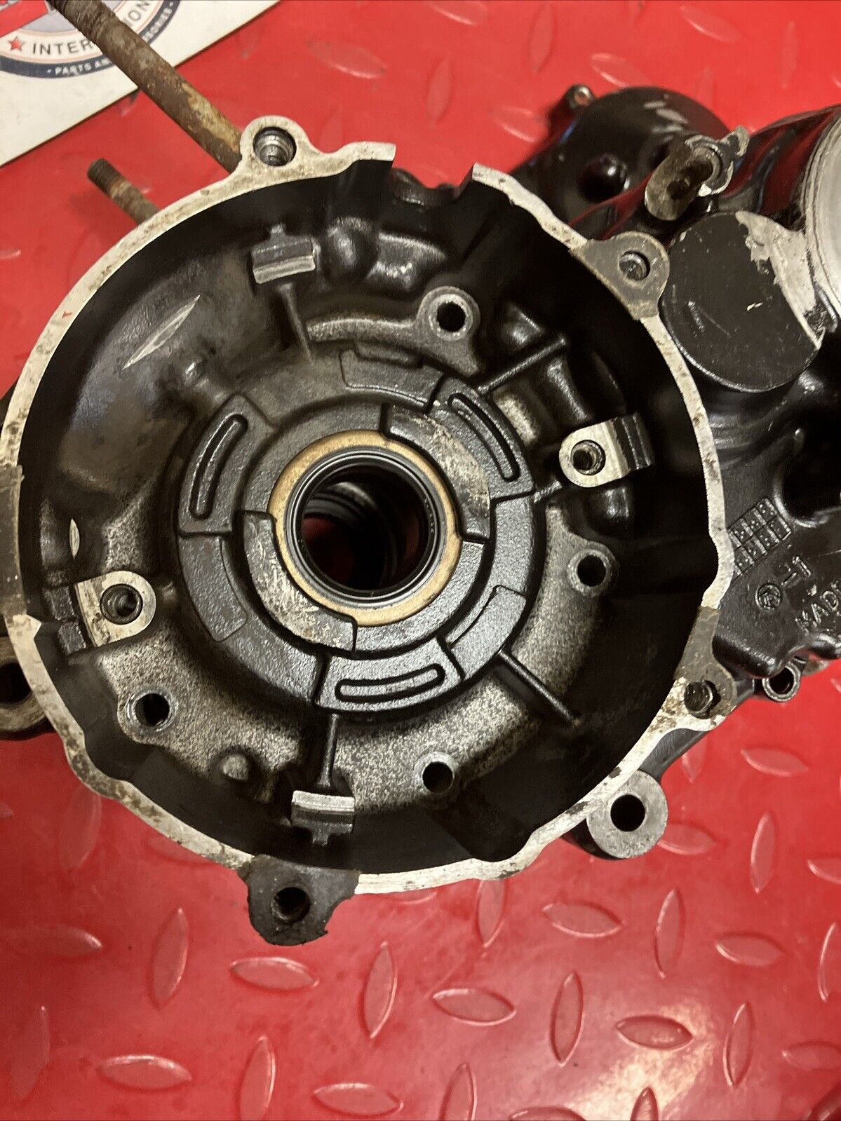 Kawasaki KDX200 1986 crankcase set left right crank case 1987