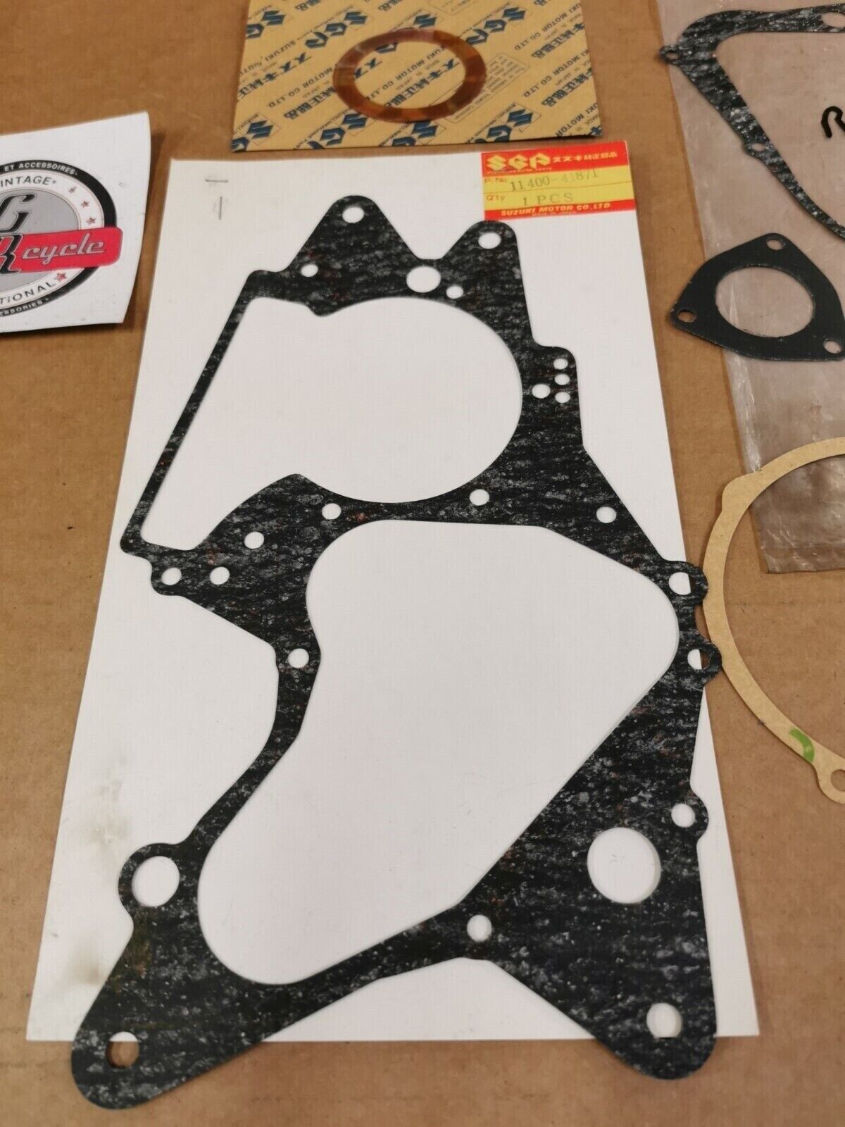 NOS SUZUKI RM100 GASKET KIT INCOMPLETE SET 11400-41871 J49