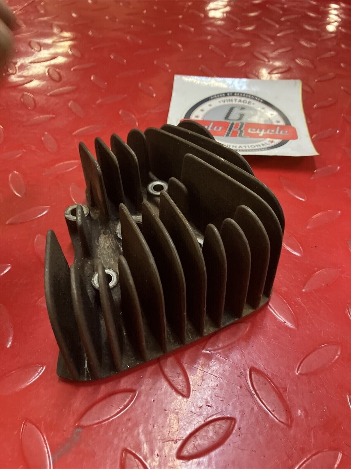Yamaha GT80 1976 cylinder jug barrel head cover 2