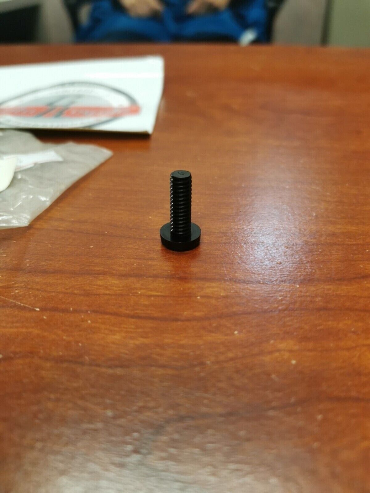 NOS Yamaha WINDSHIELD SCREW ABA-4X701-11-01 Y98