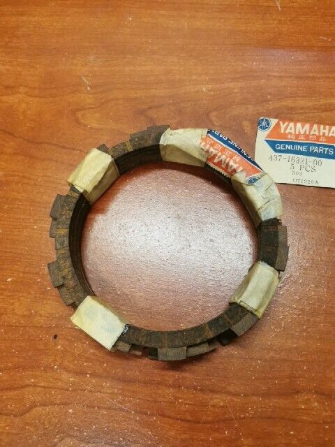 NOS Yamaha FRICTION PLATE QTY.5 437-16321-00 SUB 132-16321-00 132-16321-01 Y118