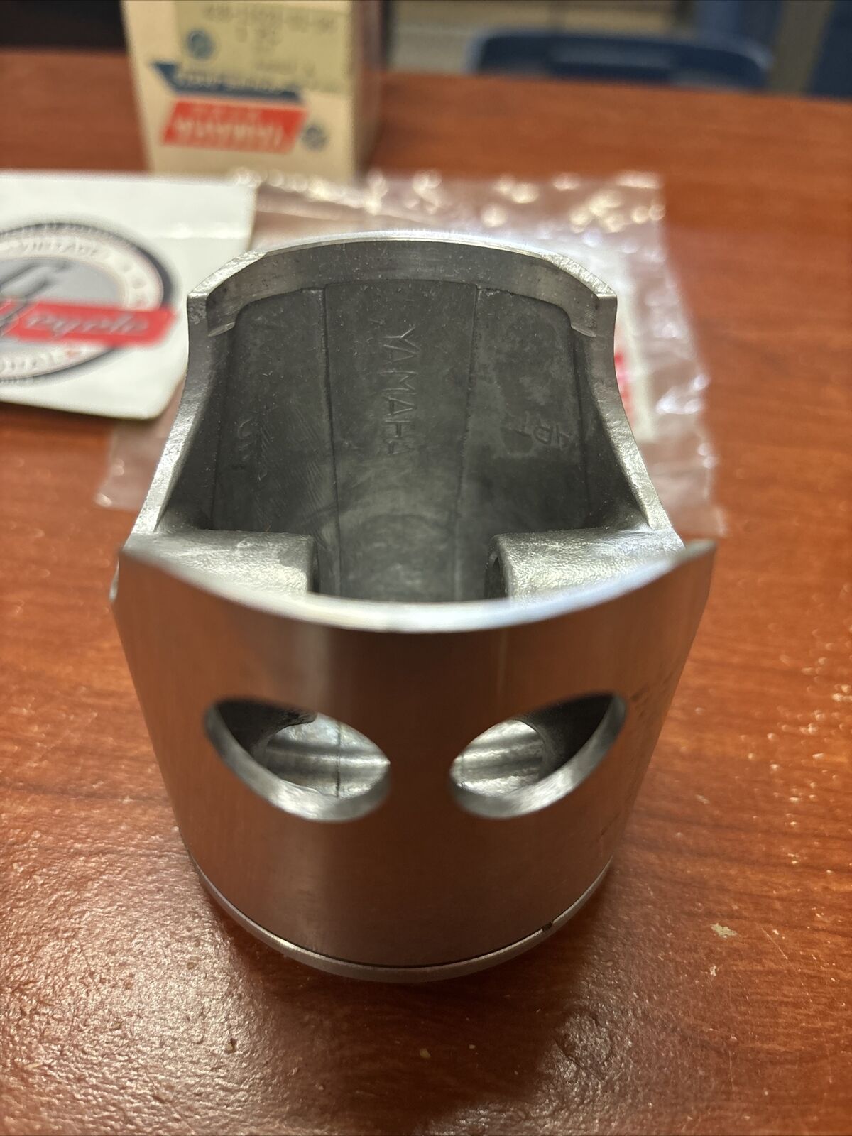 NOS Yamaha DT250 TY250 PISTON STD 0.96 438-11631-01-96 SUB 438-11631-02-96 Y175