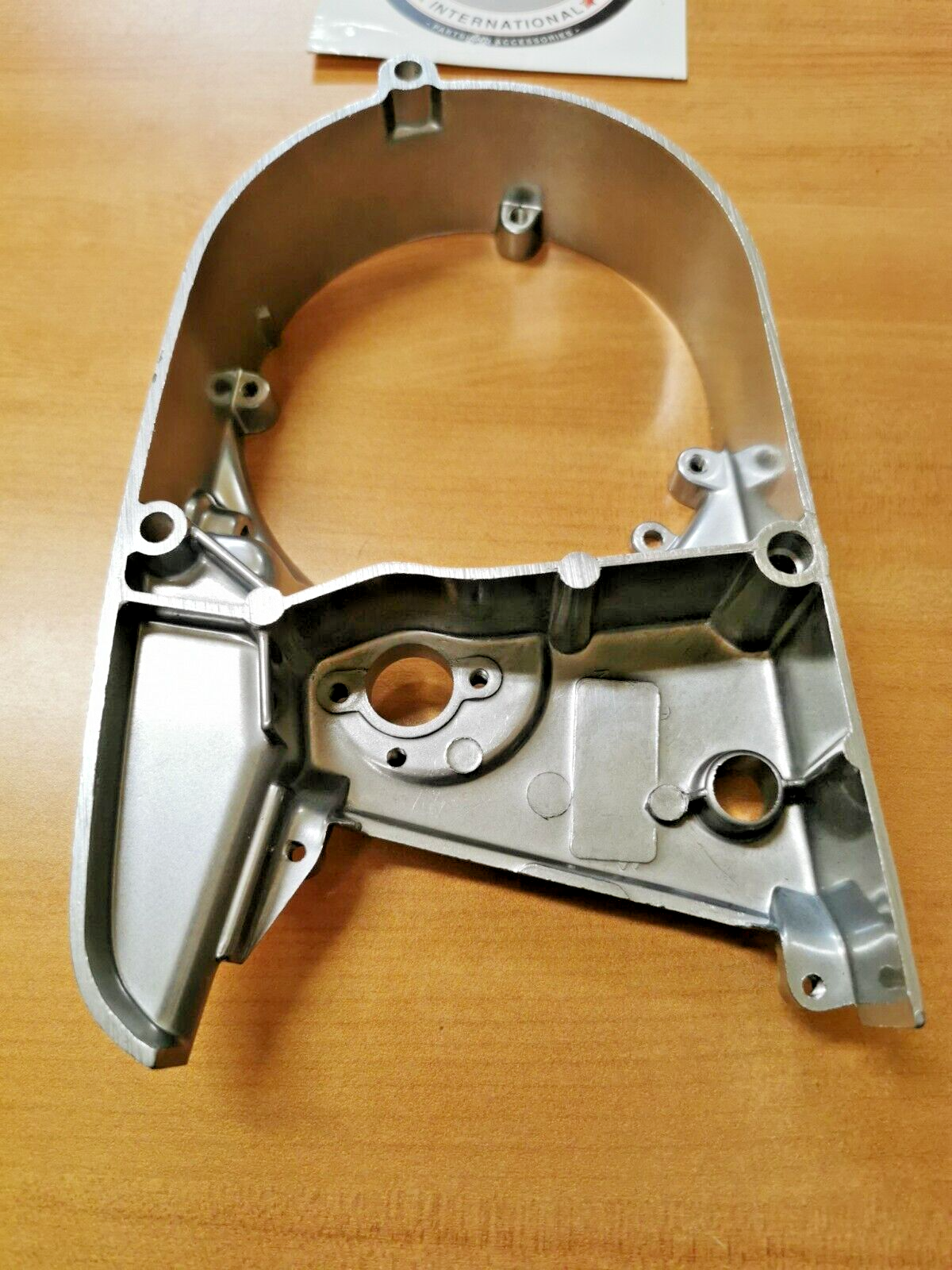 NOS SUZUKI  TS125 1971 1972  CRANKCASE LH COVER   11351-28001 S5