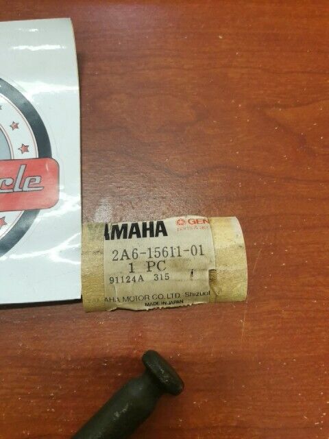 NOS Yamaha KICK CRANK 2A6-15611-01-00 SUB 2A6-15620-01-00 2A6-15620-02-00 Y134
