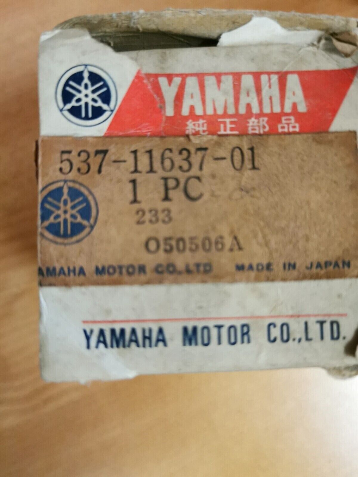 NOS YAMAHA YZ125 1974 - 1977   PISTON 3 O/S 0.75 SUPERCEDED  537-11637-02-00 Y46