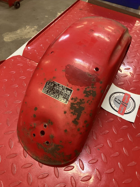 Suzuki RV90 1976 rear fender