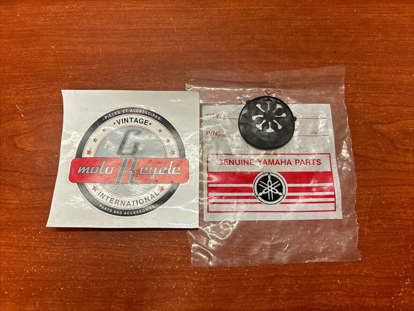 NOS Yamaha ET250 EW433 CHECK VALVE 806-14552-00-00 SUB 806-14552-01-00 Y178