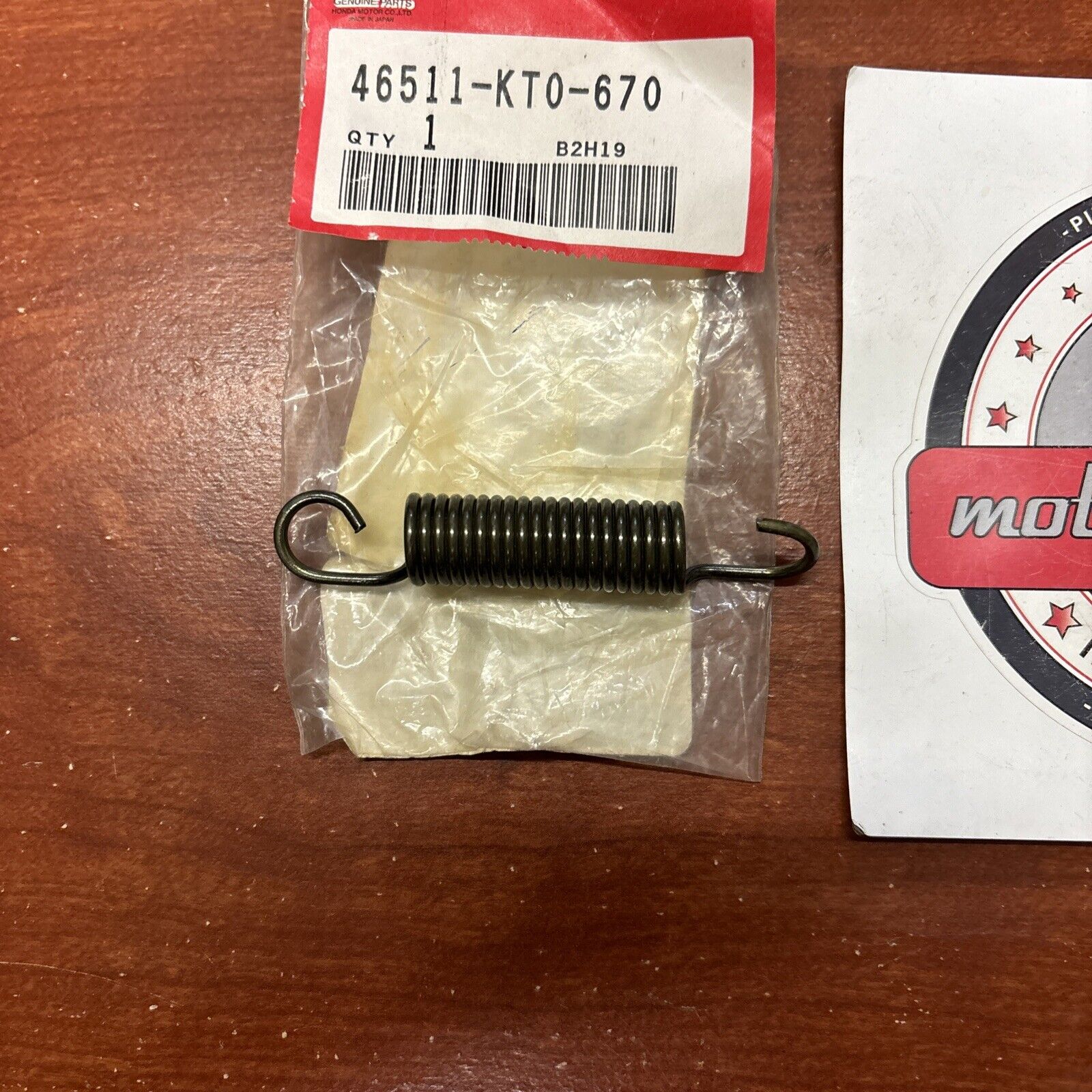 NOS Honda NSA700A VT1100C VTX1800 XR200R BRAKE PEDAL SPRING 46511-KT0-670 H146