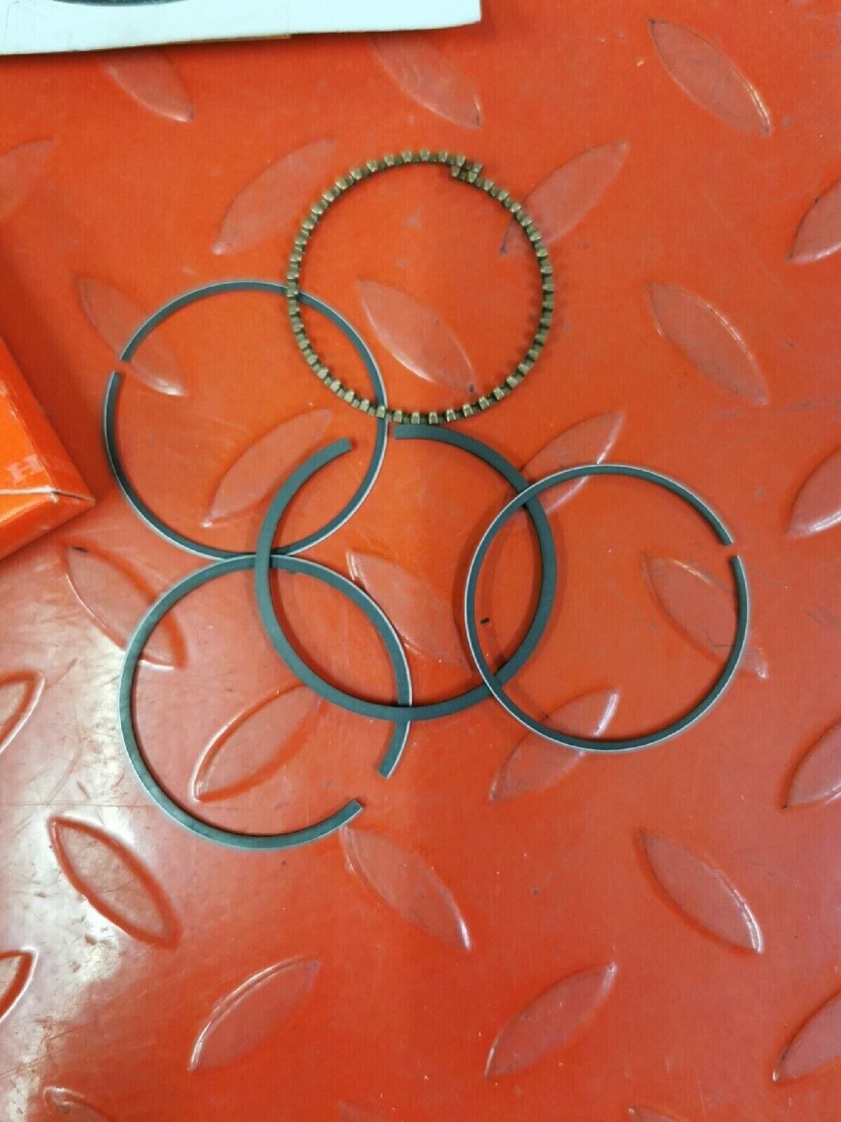 NOS HONDA CT70 XR75 C70 1976 - 1981  RING SET PISTON OS 0.50 13031-098-772  H38