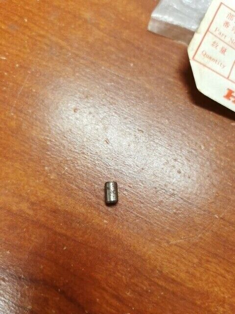 NOS Honda C100 C102 C105 T C110 C115 C240 KNOCK GEAR PIN 90719-001-020 H90