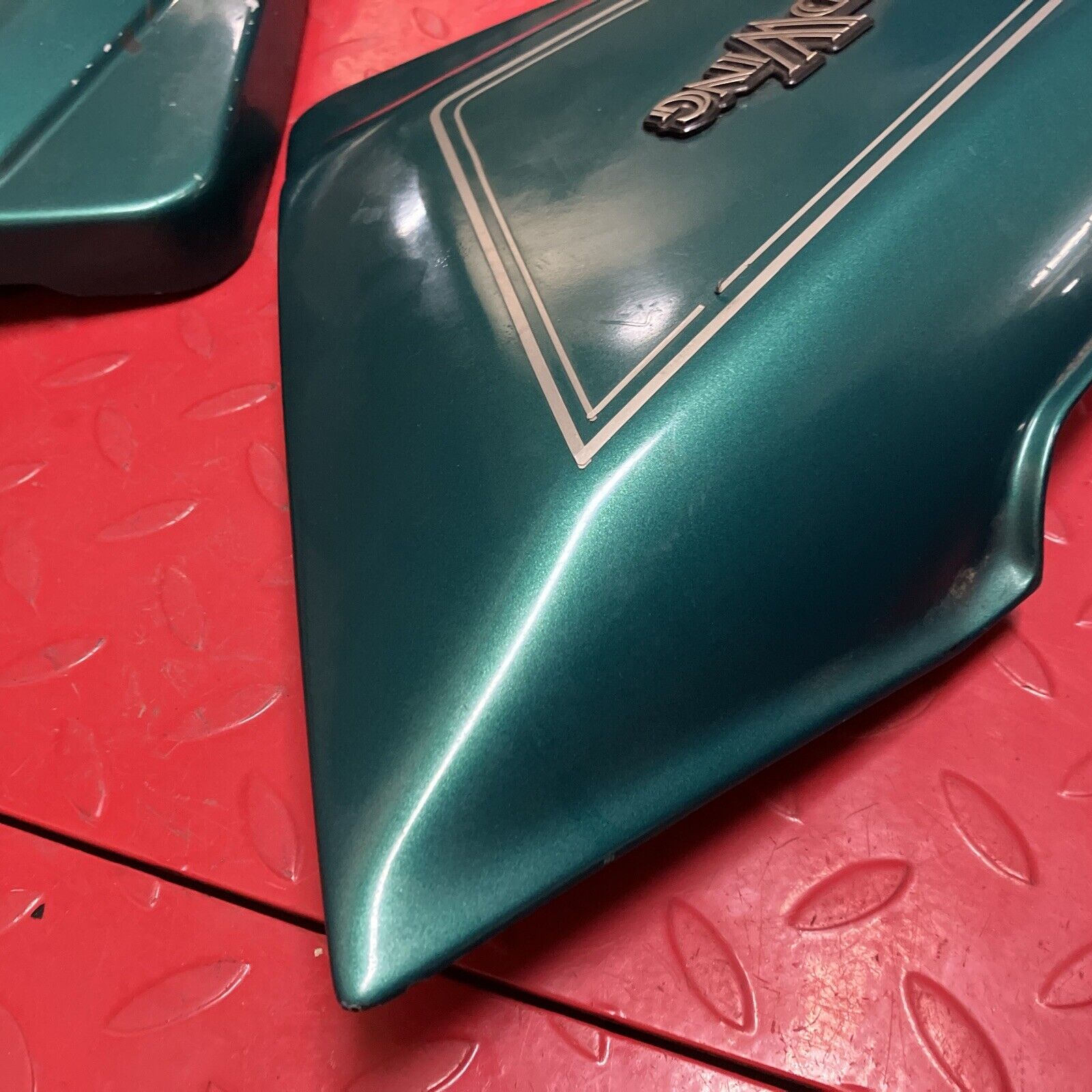 Honda GL1200 1984 1985 1986 1987 Left right side cover panel set green