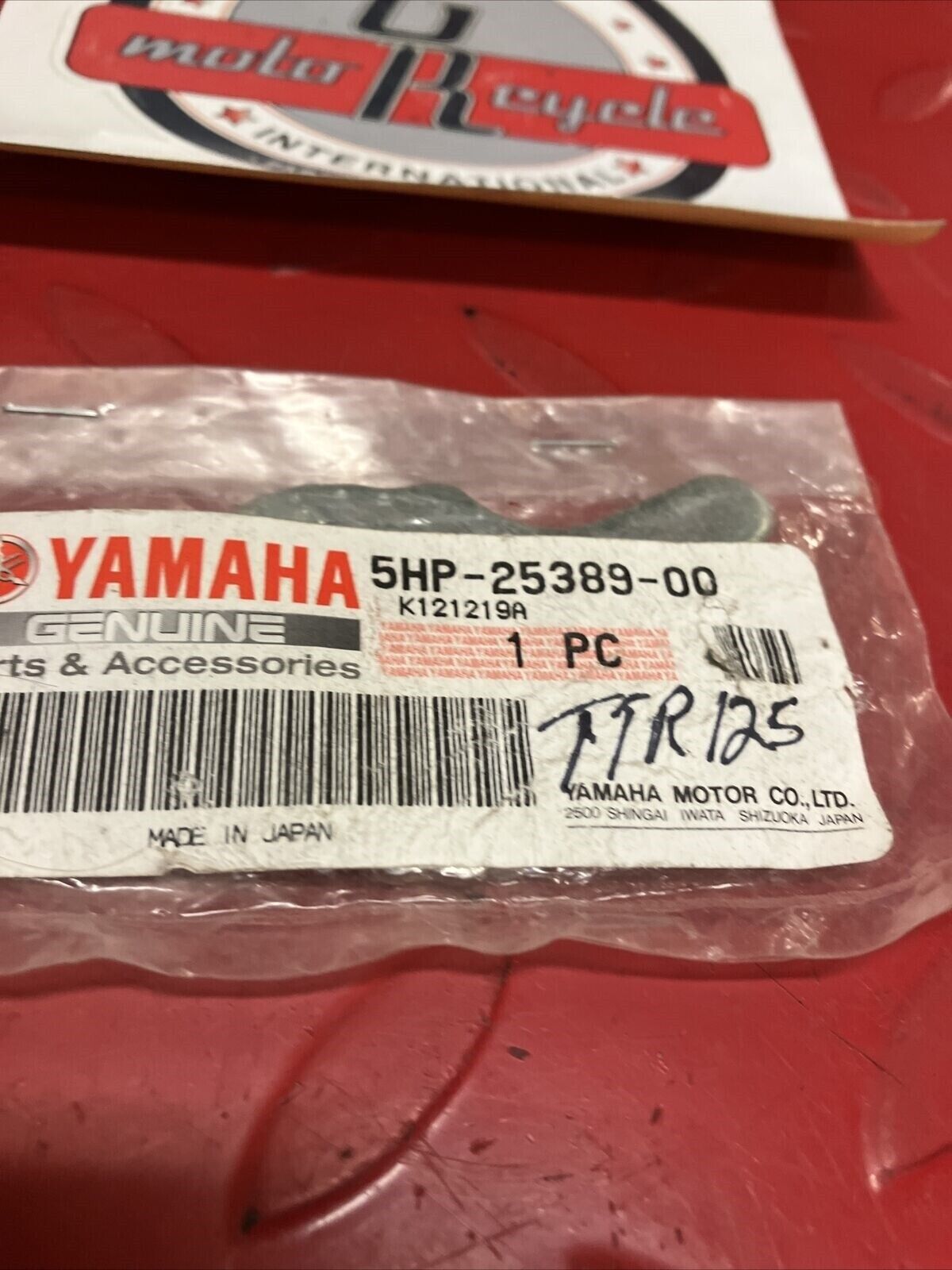 NOS YAMAHA TTR125 CHAIN PULLER ADJUSTER 5HP-25389-00-00 Y61