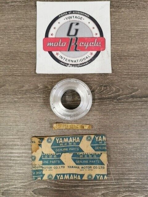 NOS YAMAHA R5C R5 DS7 RD250 RD350  RD400 SEAL LABYRINTH 278-11515-00-00 Y189
