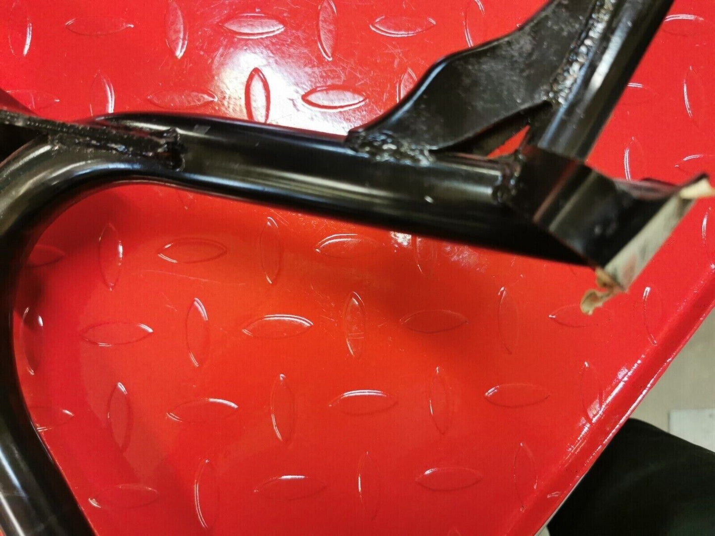 NOS YAMAHA FJ1100 FJ1200  STAND MAIN 36Y-27111-01-33  Y12                      .