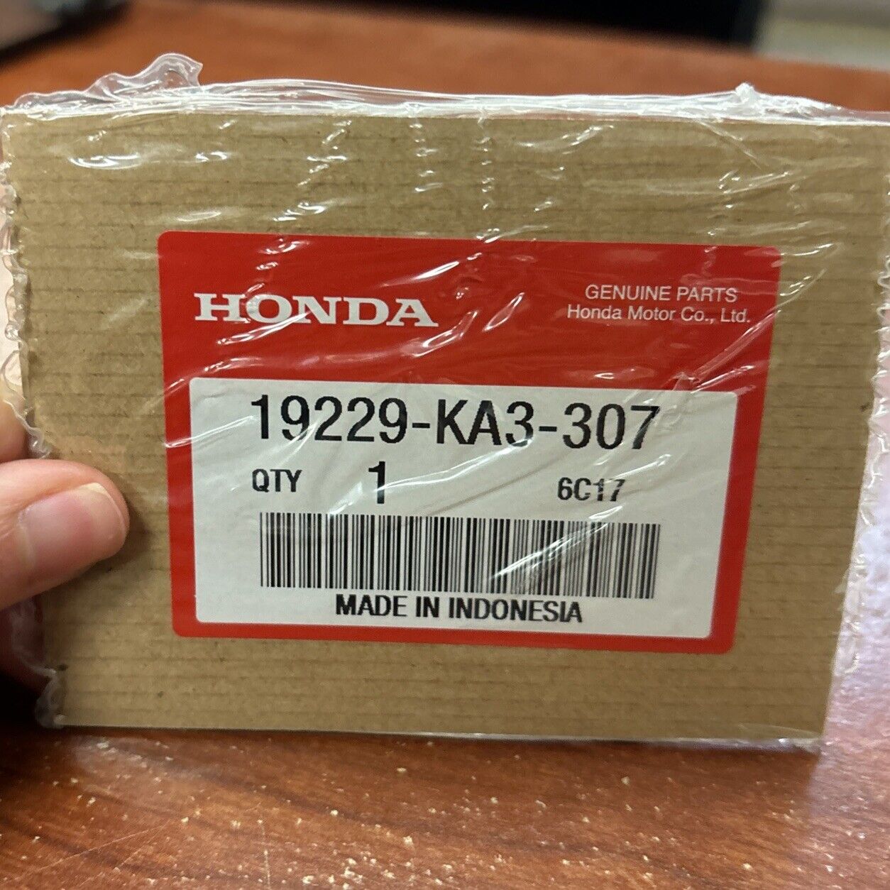 NOS Honda 1984 - 1986 CR125R WATER PUMP GASKET 19229-KA3-307 H148