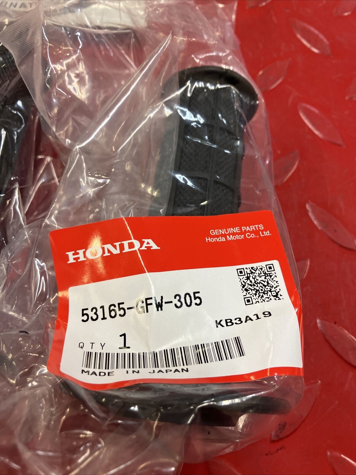 NEW Honda CR125R CR250R CR480R CR500R CR80R XR XL  Left right handlebar grip H99