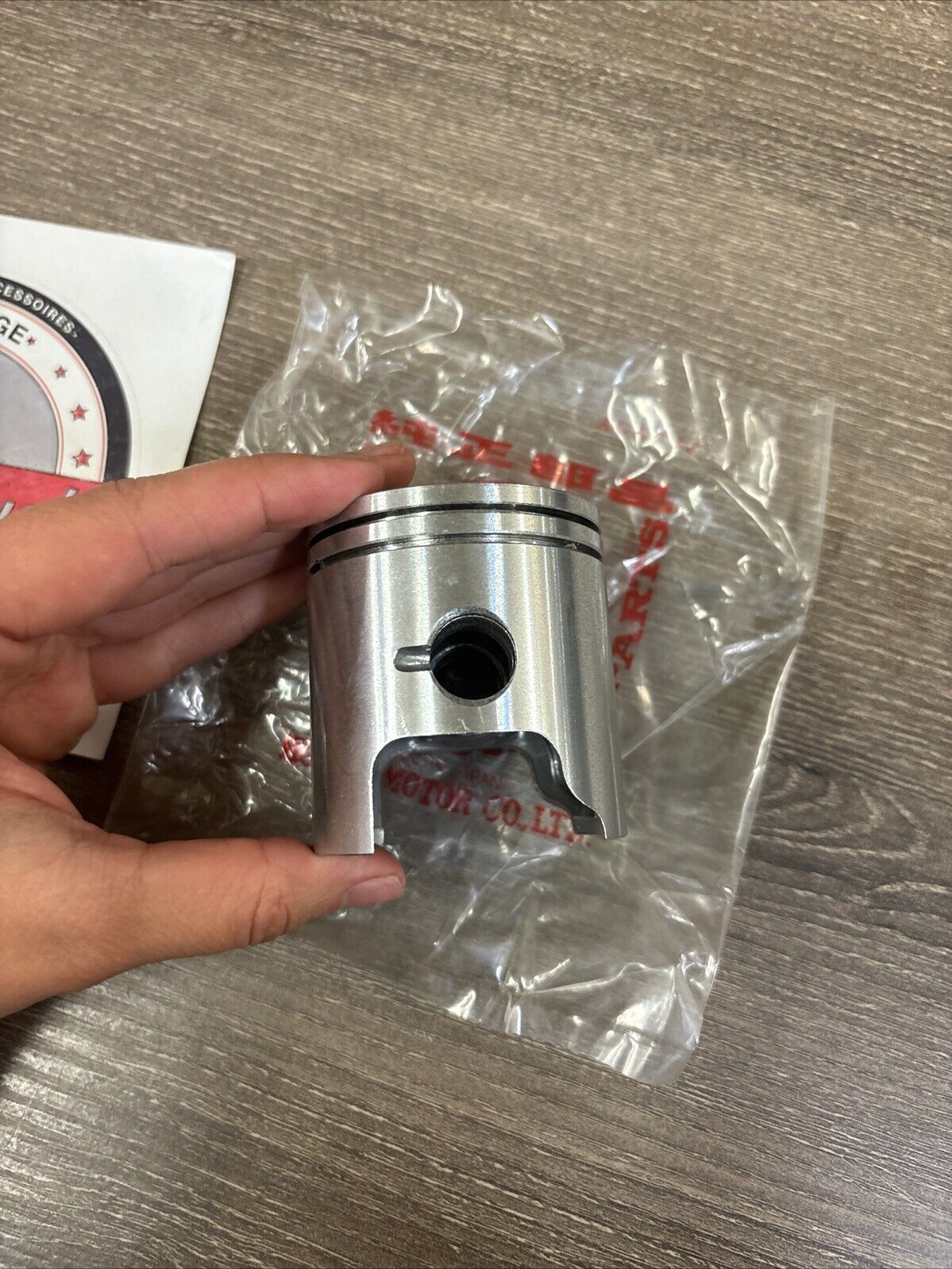 NOS Honda 1974 CR125M PISTON STD 13101-360-810 H136