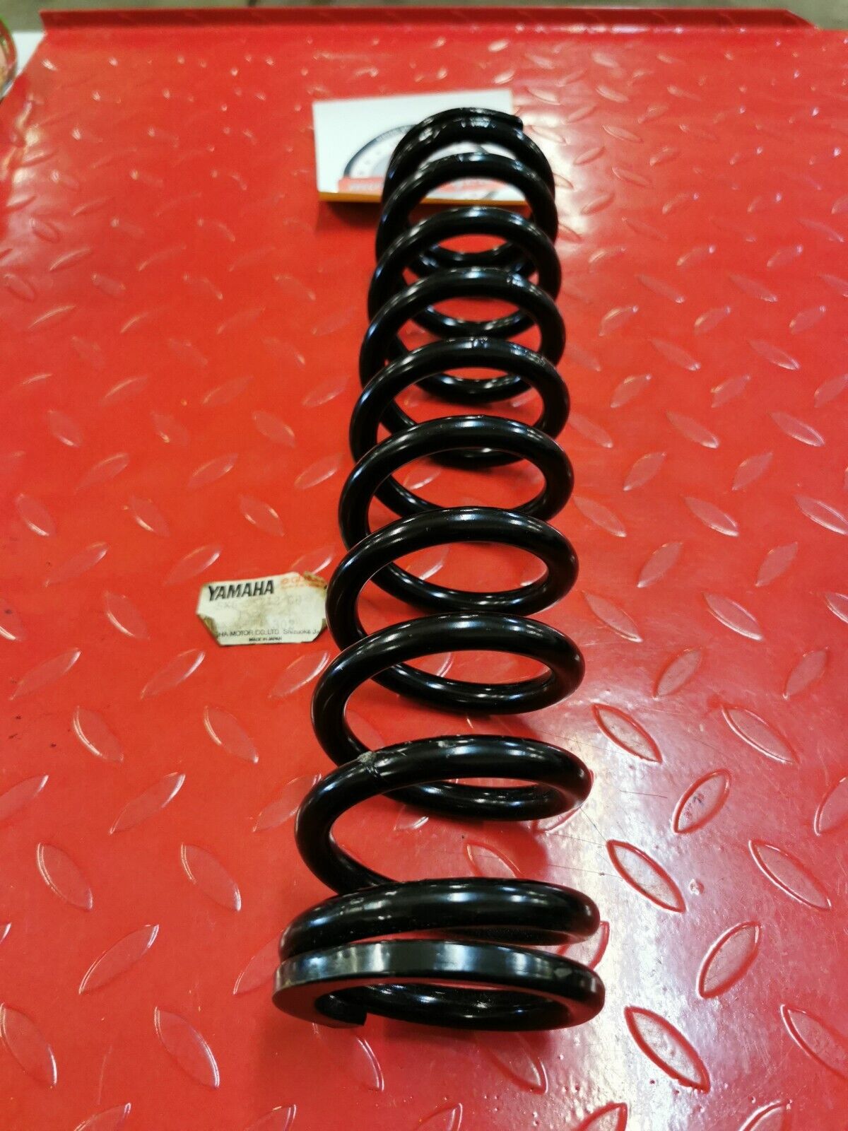 NOS Yamaha YZ250 YZ490 1982 SPRING 5X6-22212-00-00 Y20