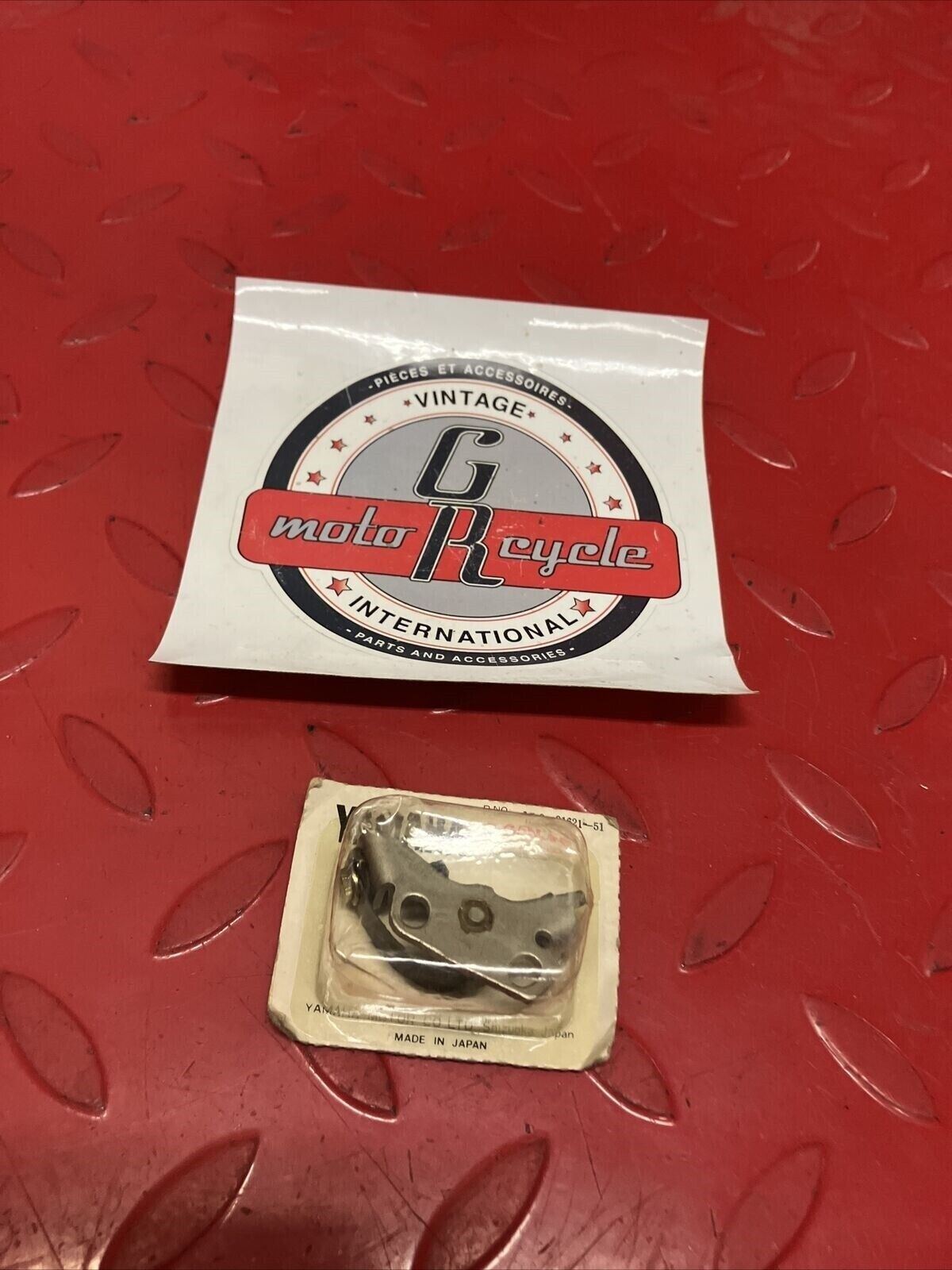 NOS YAMAHA XS360 XS400 CONTACT BREAKER POINT 1L9-81621-51-00 Y65