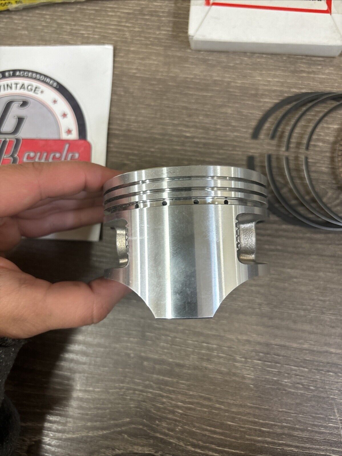 NOS Honda TRX300 TRX300FW PISTON & RING 0.75 13104-HC4-305 13041-HC4-306 H136