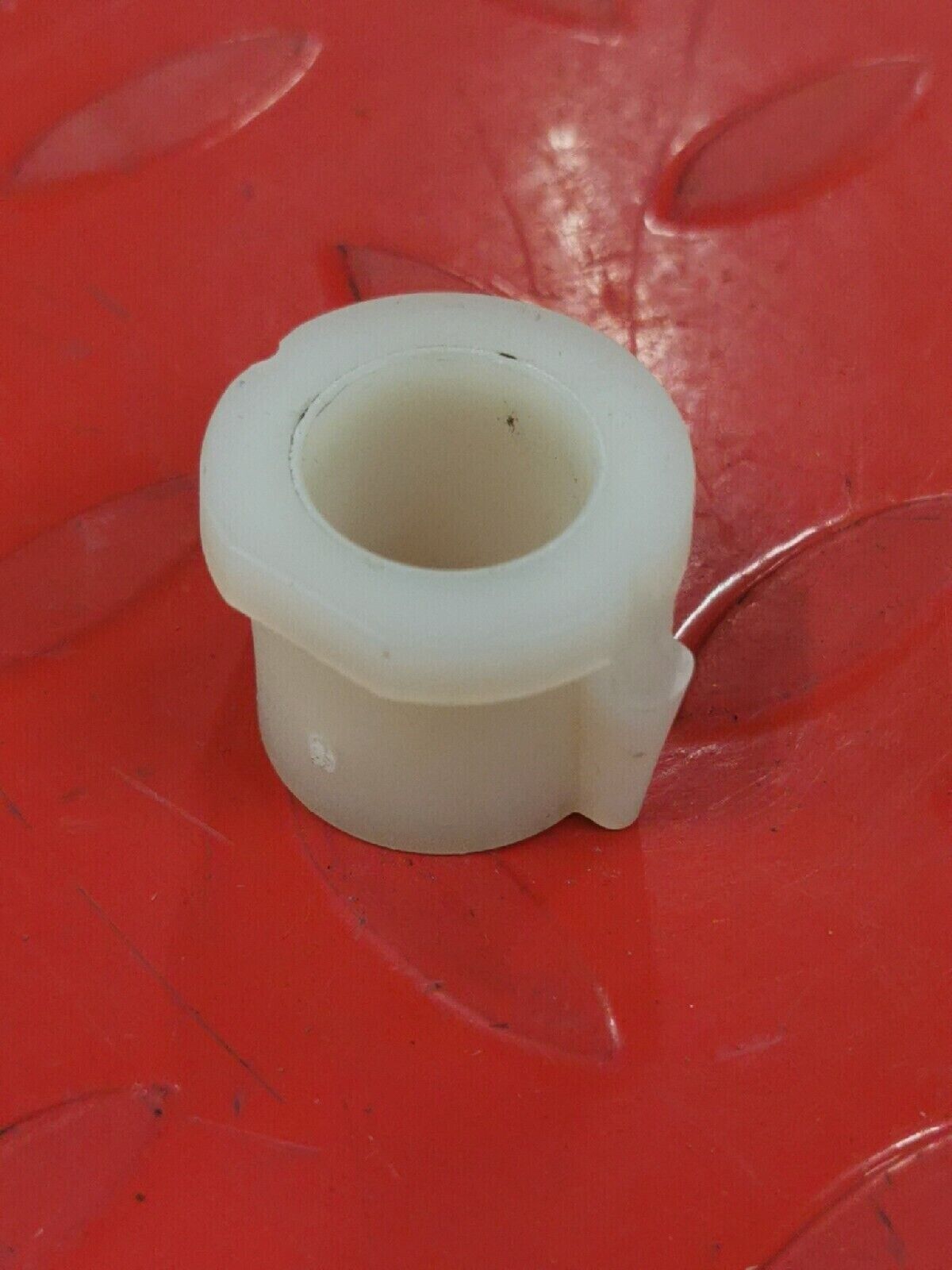 NOS JOHN DEER  L100 series  Steering Shaft Bushing GX21994 A3