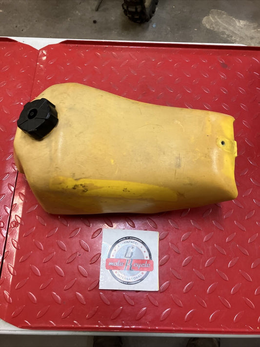 Suzuki RM125 1982 fuel tank gas petrol reservoir 1981 1983 2