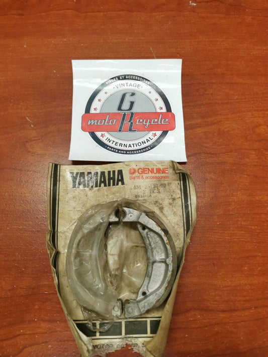 NOS Yamaha YZ80 PW80 BRAKESHOE SET 2PCS 451-25130-00-00 SUB. 451-W2535-00-00 Y86