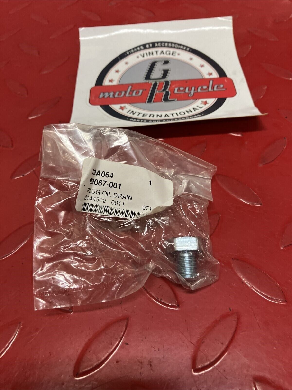NOS KAWASAKI OIL DRAIN PLUG K15