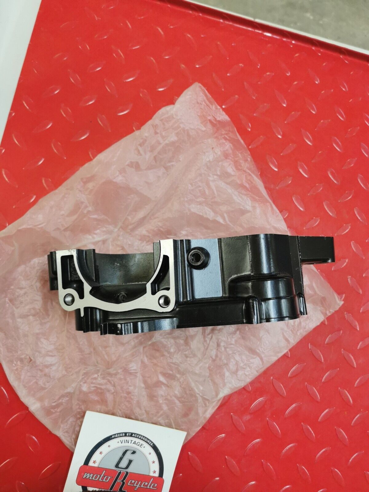 NOS Yamaha 1982 YZ125J LEFT CRANKCASE 1 5X4-15111-00-00 Y10