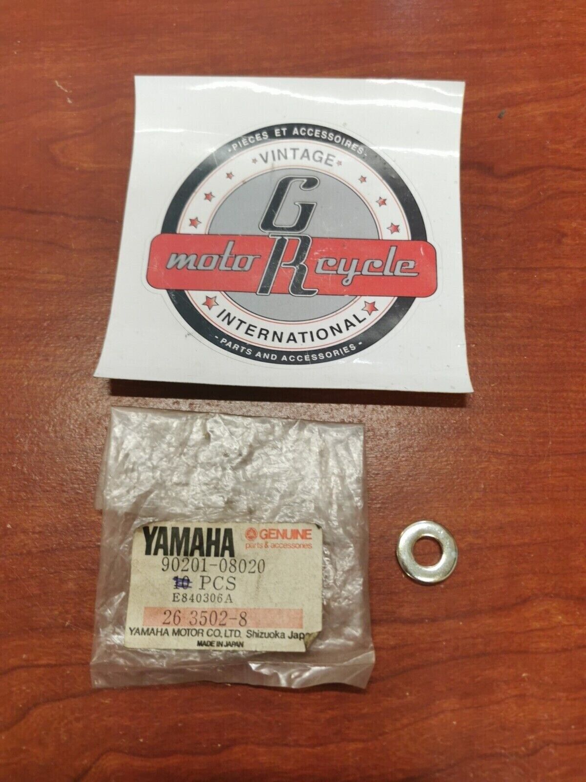 NOS Yamaha XV19 VX600 VX700 VT600 VT700 PLATE WASHER 90201-08020-00 Y72