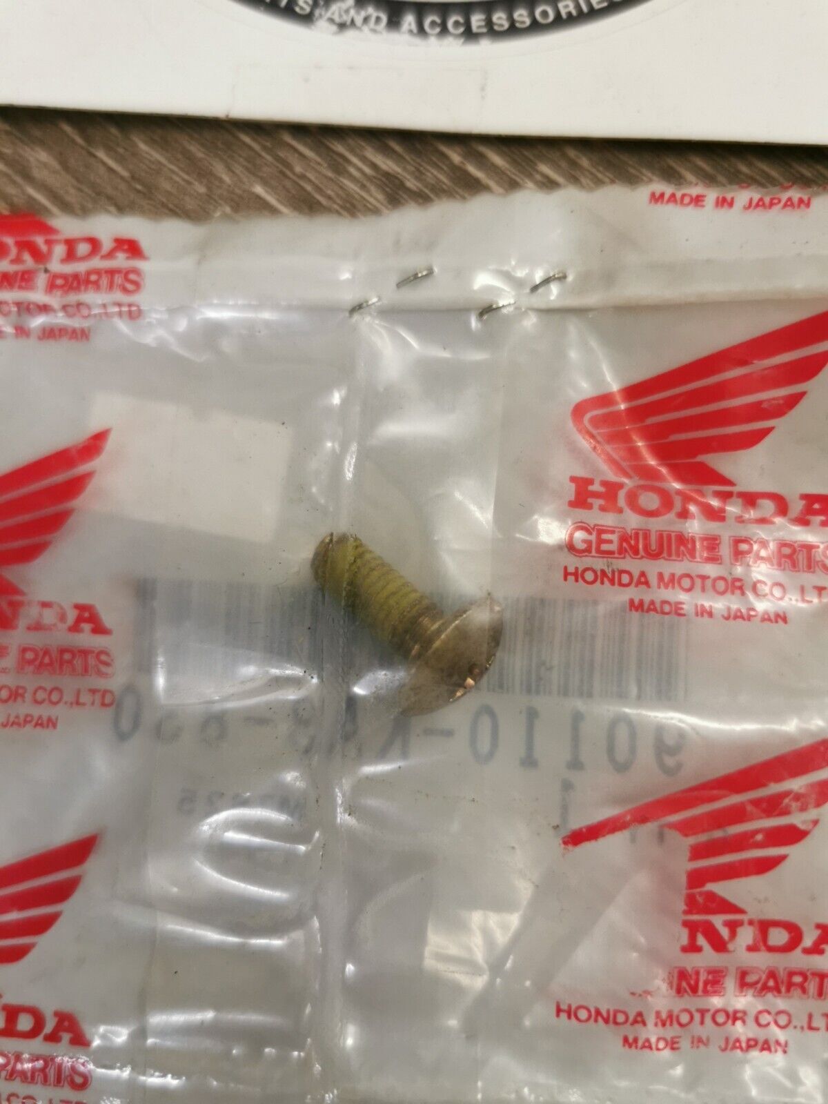 NOS HONDA CR80R BOLT  SEAT SETTING  90110-KA3-830 H54