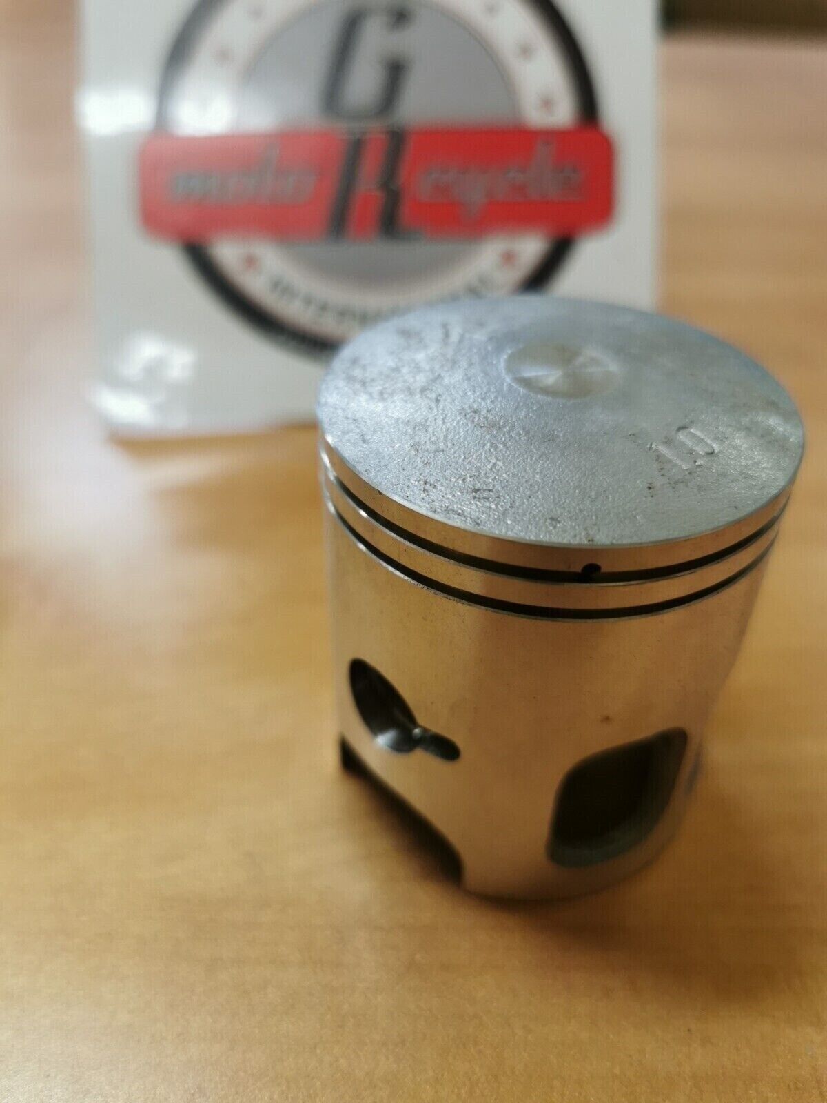 NOS YAMAHA YZ80 1980   PISTON 4TH 1.00mm  3R1-11638-02 Y45