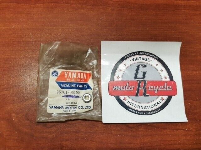NOS Yamaha FLANGE NUT 95701-06100-00 SUB 95701-06500-00 95704-06500-00 9578 Y129