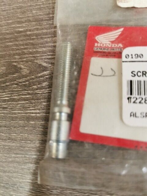 NOS HONDA CB200B CB200T 1974 - 1976 SCREW ADJUST 22837-354-000  H88