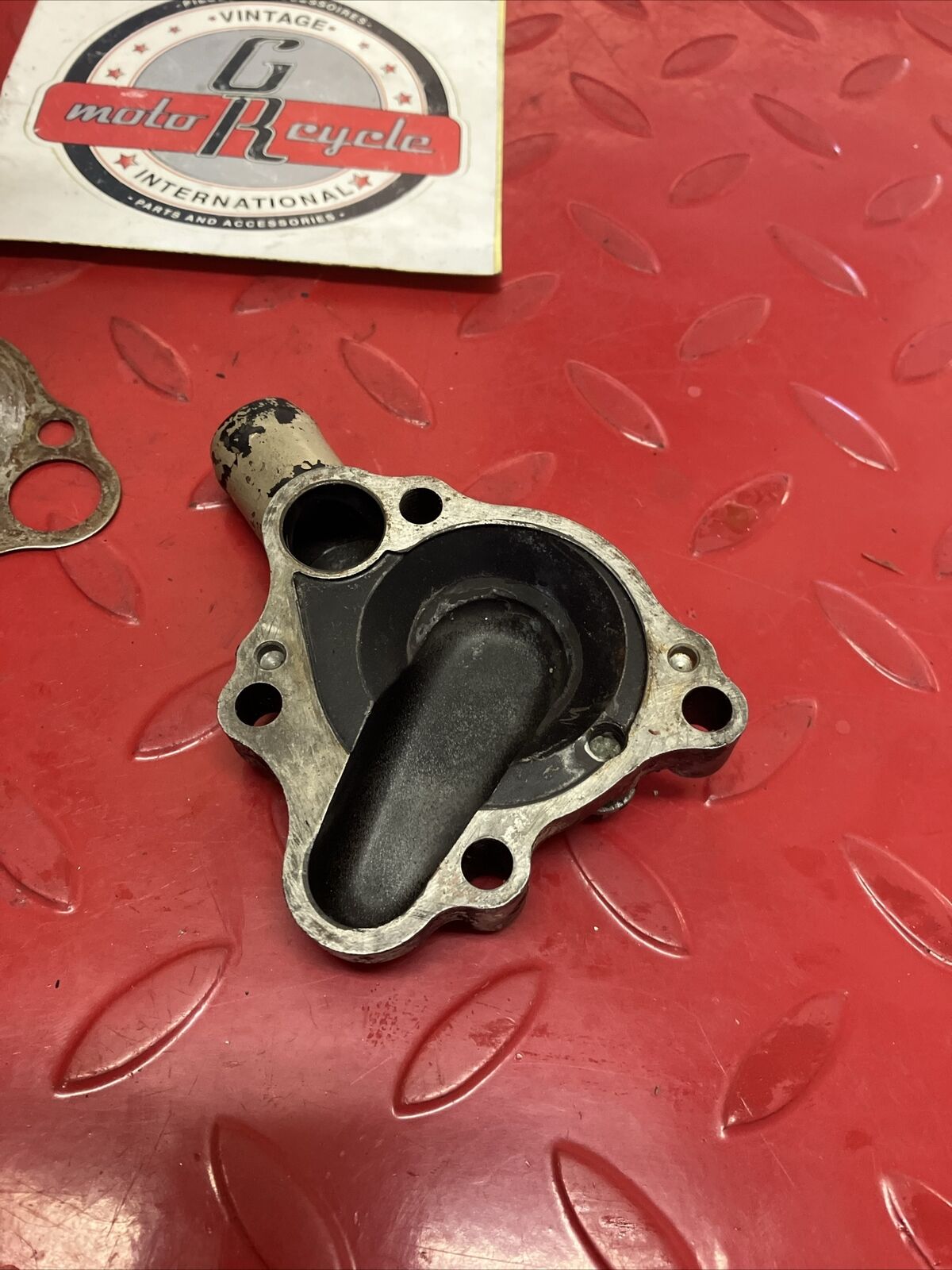 Honda CR125R 1987 waterpump water pump cover separator plate 1987 - 1994