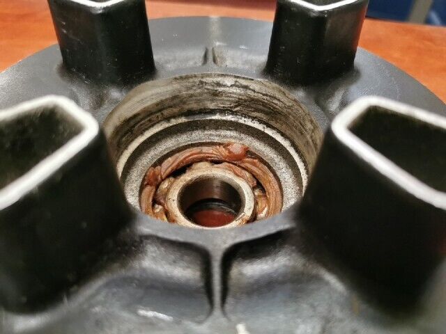 NEW TAKE OFF Honda CB750 C K L REAR WHEEL FINAL DRIVEN FLANGE 42610-425-870 H98