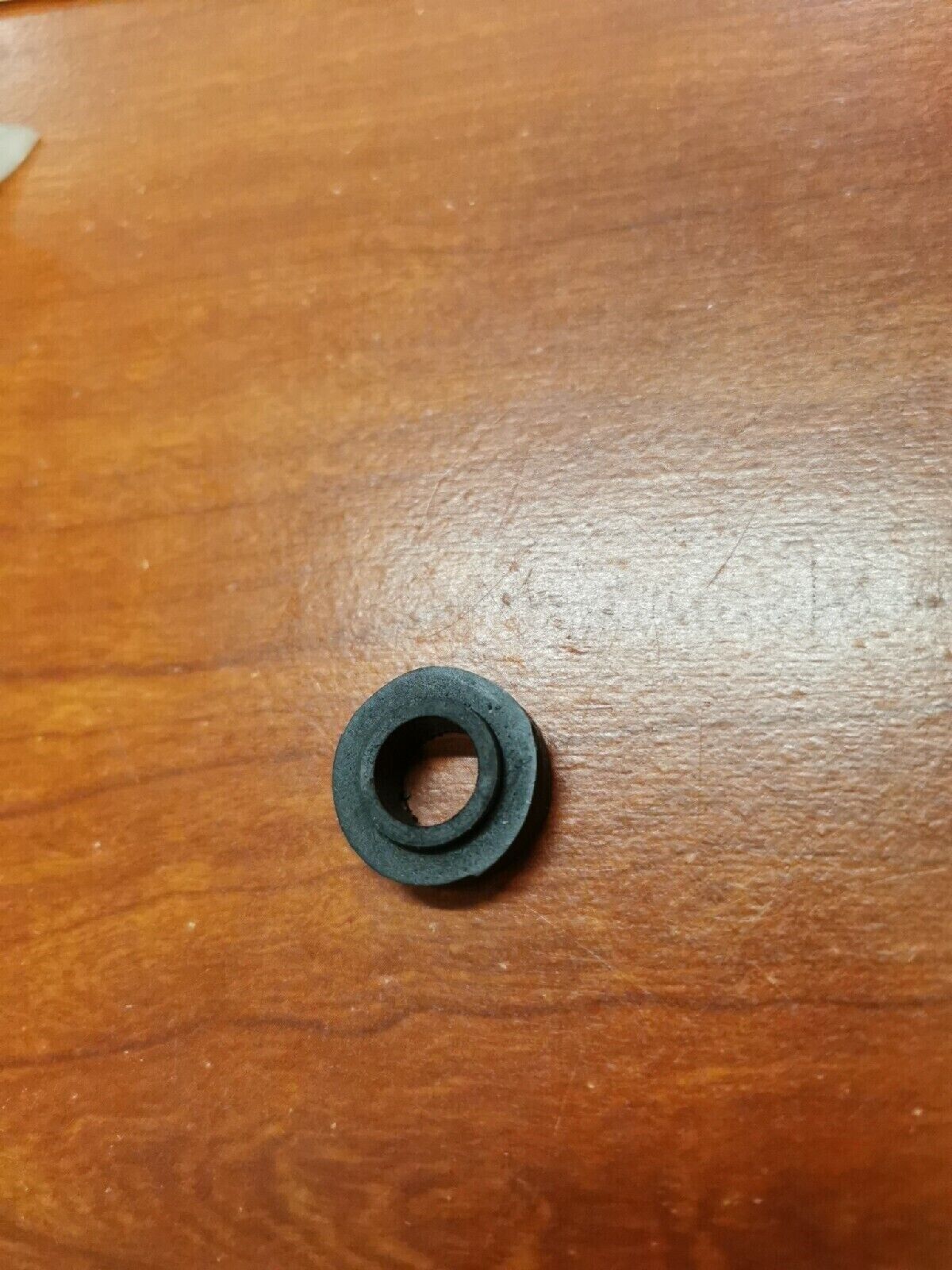 NOS Yamaha FENDER DAMPER 322-21541-00-00 Y71