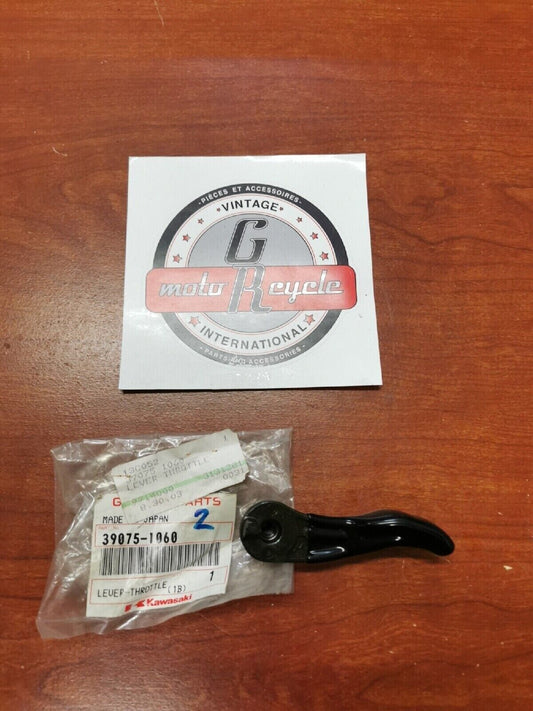 NEW NOS Kawasaki KLF250 KLF220 LEVER THROTTLE 39075-0031 SUB 39075-1060 K26
