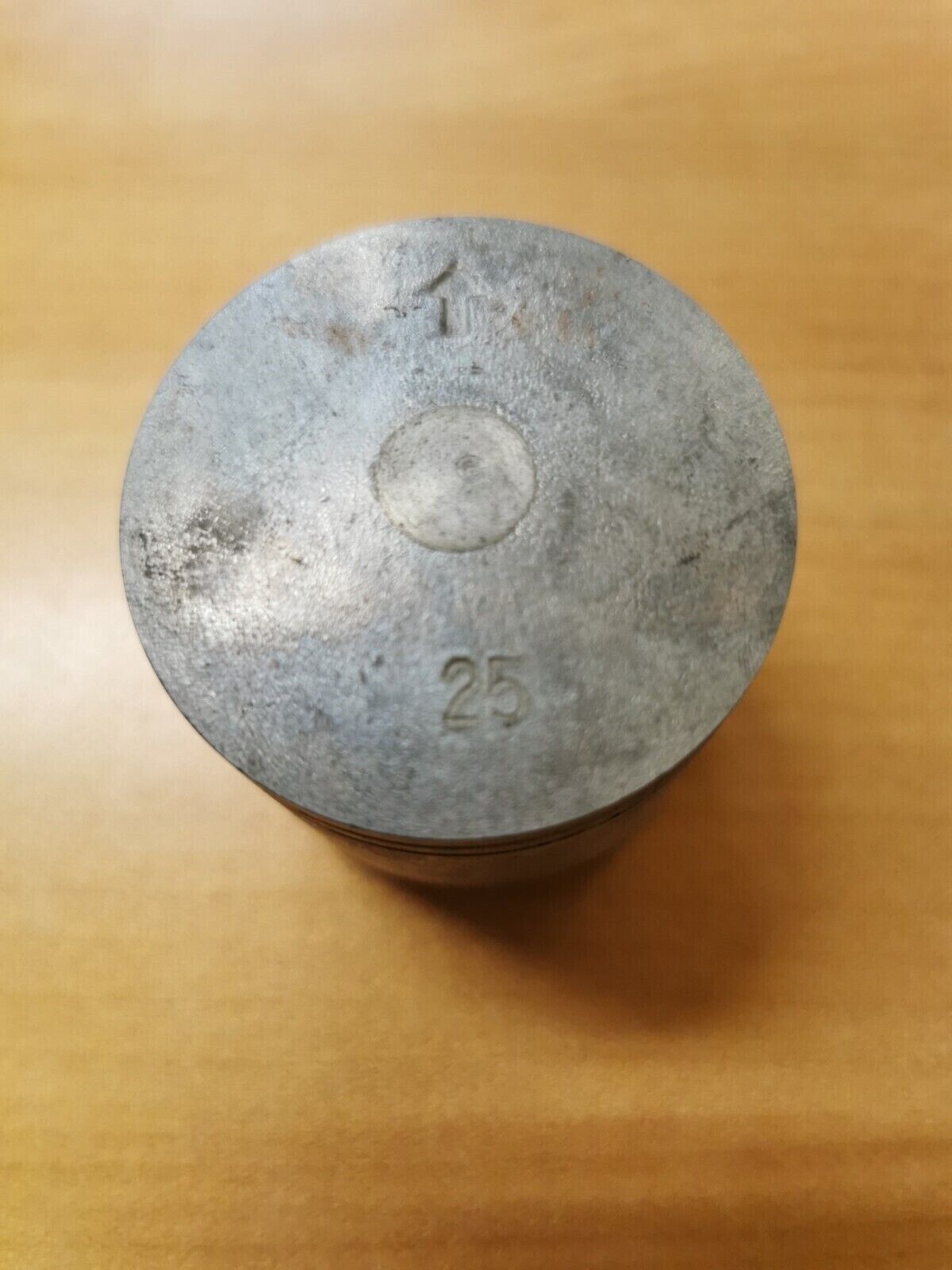 NOS YAMAHA YZ80 1981   PISTON 1 O/S 0.25   4V1-11635-00-00 Y45