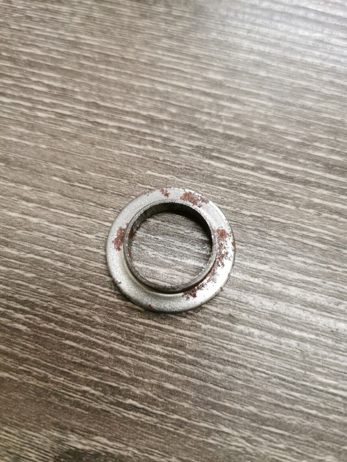 NOS YAMAHA GUIDE FORK SPRING, SEAT SPRING UPPER 1W1-23142-L0-00 Y55