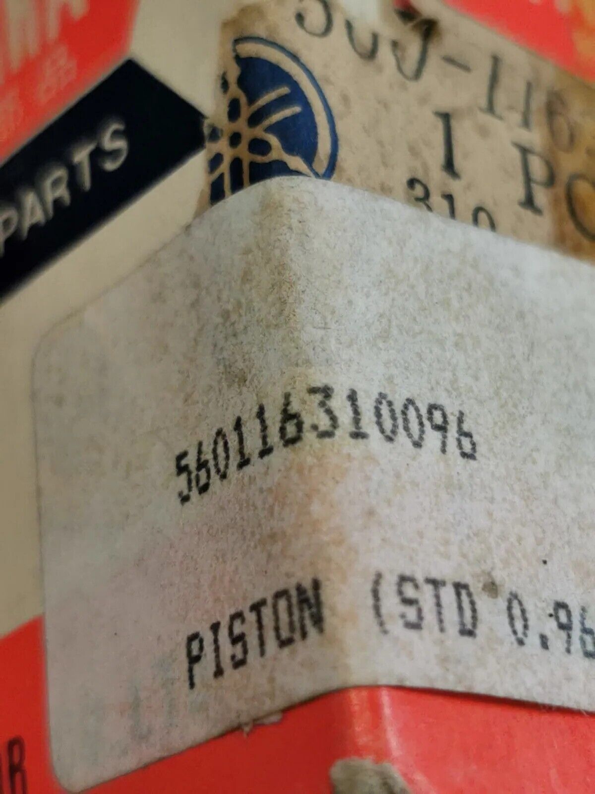 NOS YAMAHA DT125 1976 PISTON STD 560-11631-00-96 Y34