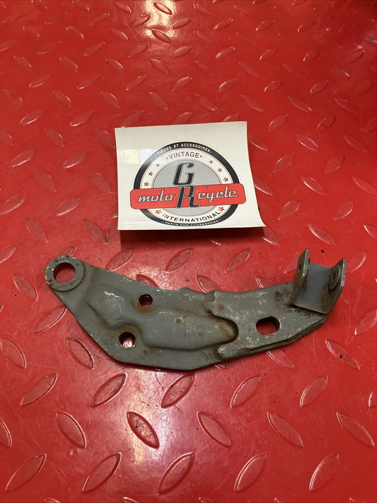 Yamaha RD400 1977 Left side muffler stay footpeg bracket holder 1976 1978 2