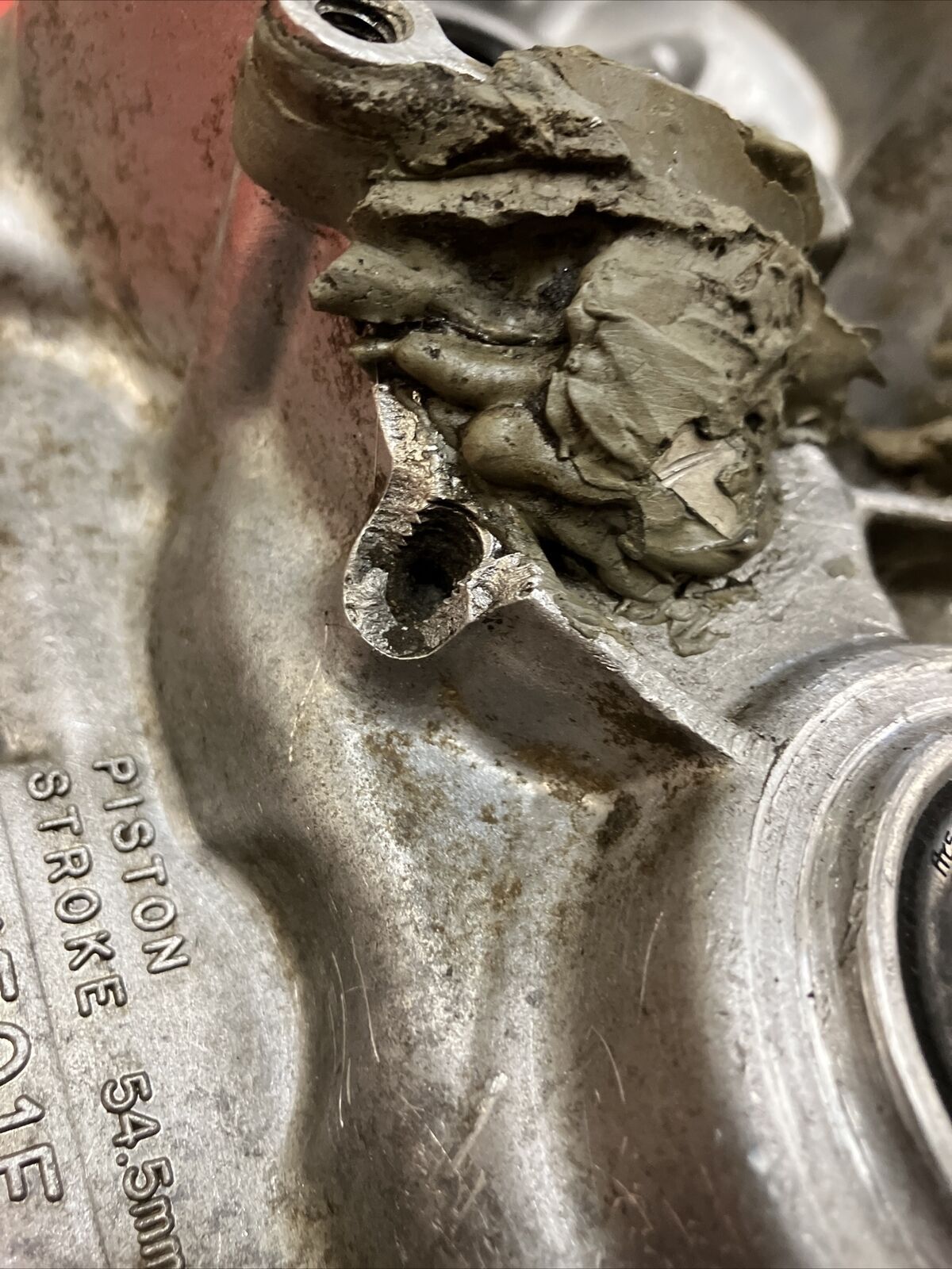 Honda CR125R 1998 crankcase left right