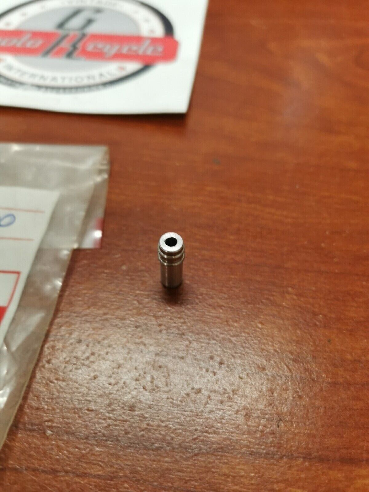 NOS Yamaha SUCTION PIPE CONNECTOR 137-13115-00-00 SUB. 137-13115-01-00 Y68