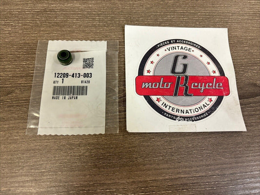 NOS Honda CB250N CB400 CB450 CM400 NT650 VALVE STEM SEAL 12209-413-003 H117