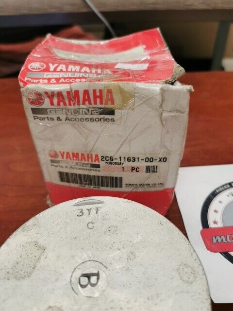 NOS Yamaha YFM660 YXR660 PISTON (STD) 2C6-11631-00-X0 Y103
