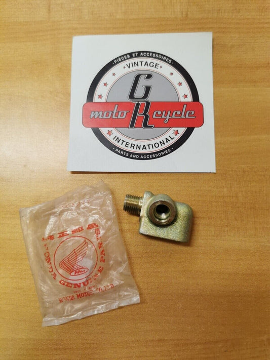 NOS HONDA GL1100 1980 - 1982 JOINT  THREE-WAY  52434-463-000  H17