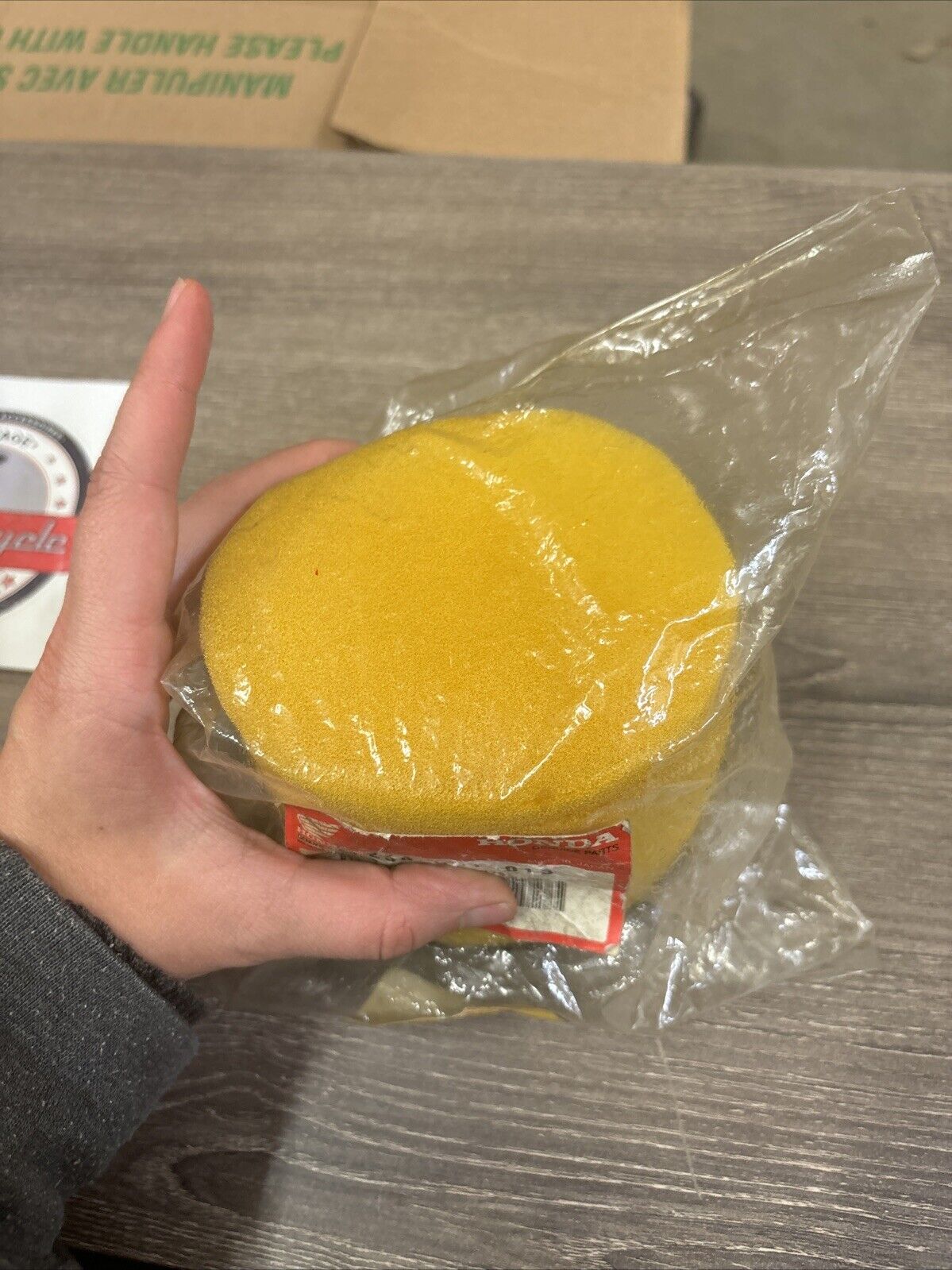 NOS Honda 1982 ATC250R AIR FILTER ELEMENT CLEANER 17254-961-013 H136